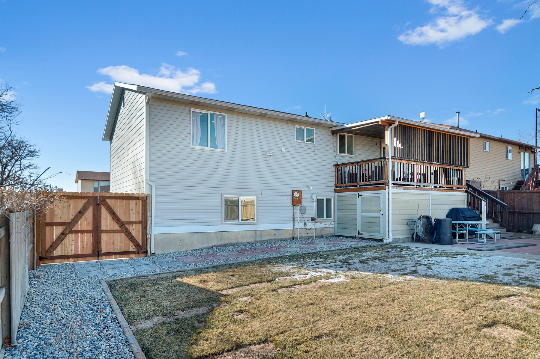 OQUIRRH SHADOWS #5 - Residential