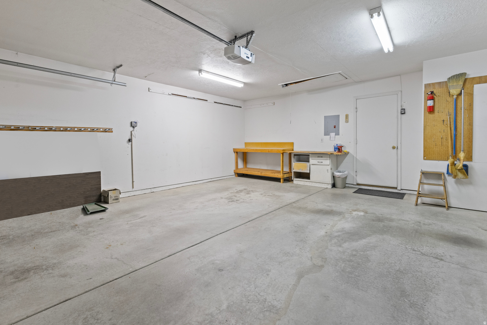 HERITAGE HEIGHTS - Residential