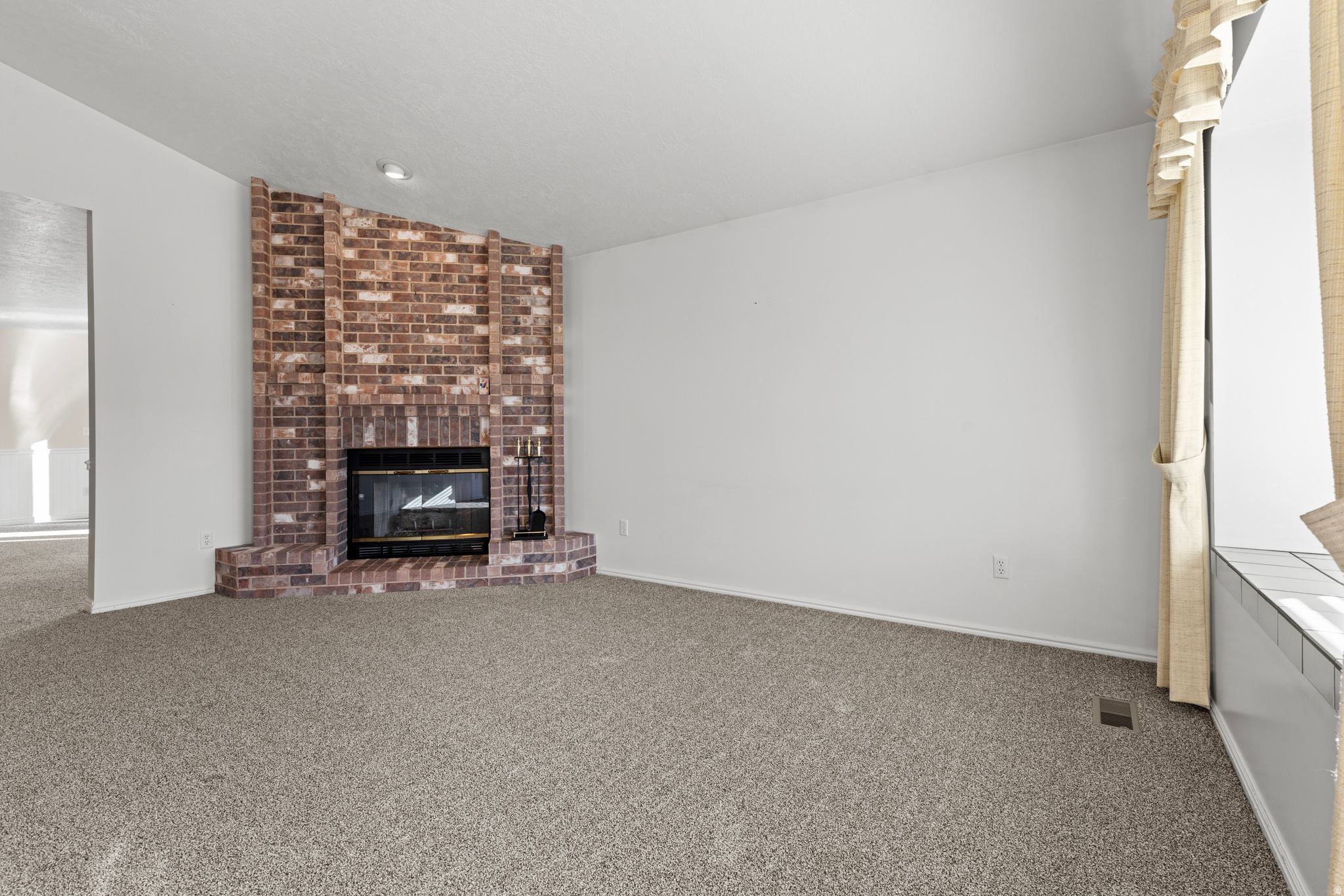 HERITAGE HEIGHTS - Residential