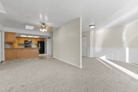 Tiny photo for 904 E 5650 S, South Ogden, UT 84405 (MLS # 2134755)