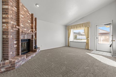Tiny photo for 904 E 5650 S, South Ogden, UT 84405 (MLS # 2134755)
