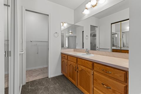 Tiny photo for 904 E 5650 S, South Ogden, UT 84405 (MLS # 2134755)