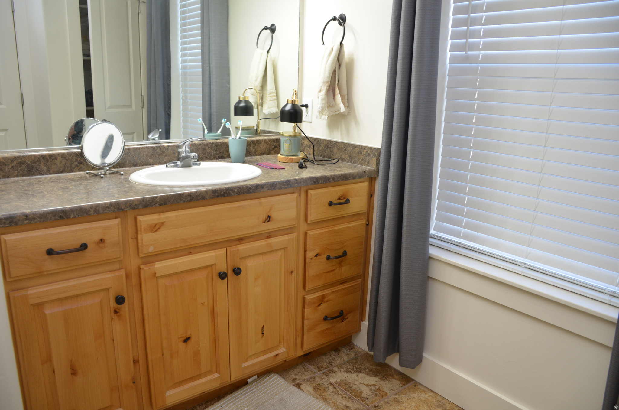 ASHBURY COURT - Residential