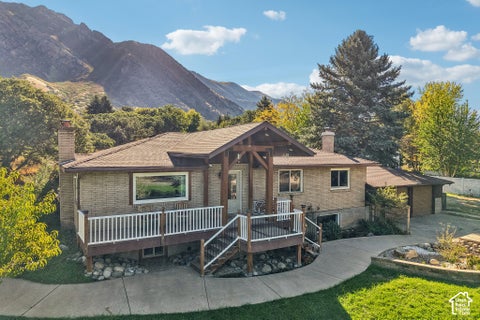 Photo of 400 S HIGH BENCH RD, Alpine, UT 84004 (MLS # 2180146)
