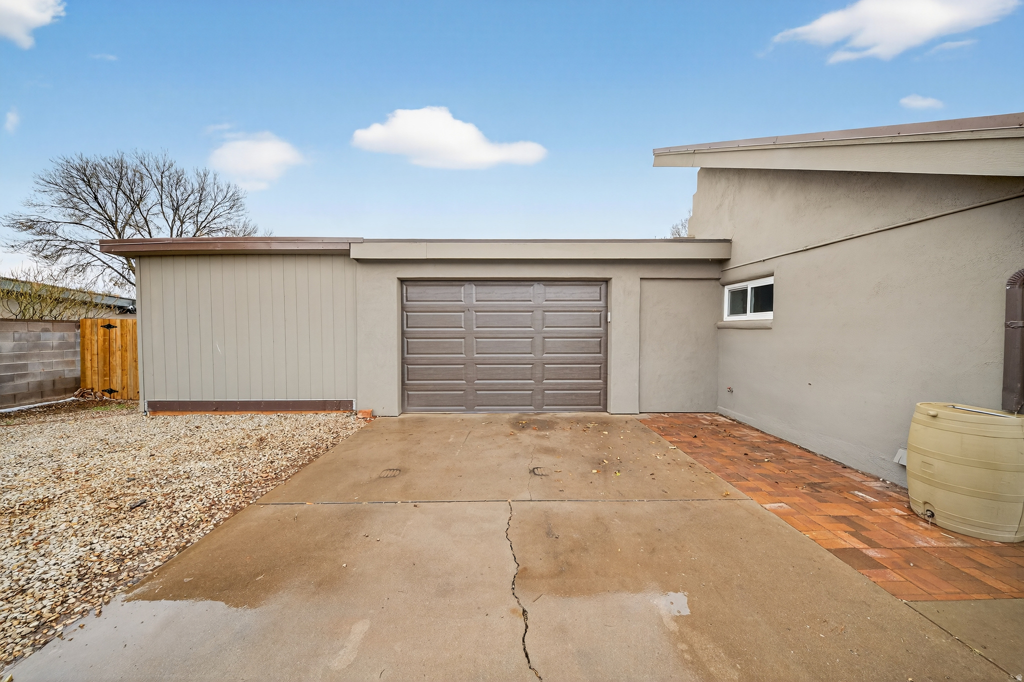 SUNSET EST B - Residential