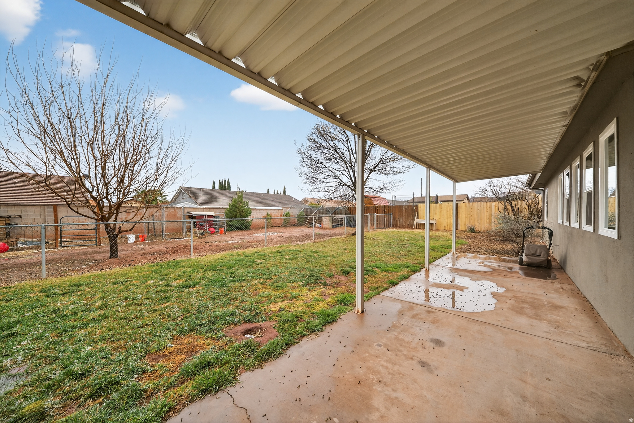 SUNSET EST B - Residential