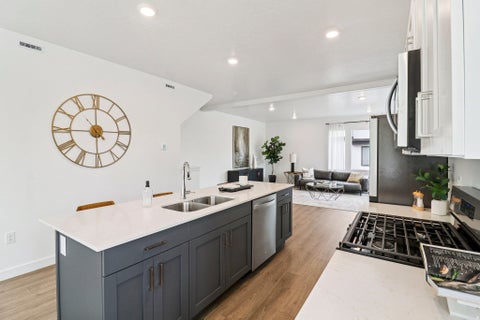 Townhouse For Sale - 434 E 1435 St #129<br/> Ogden, UT 84404