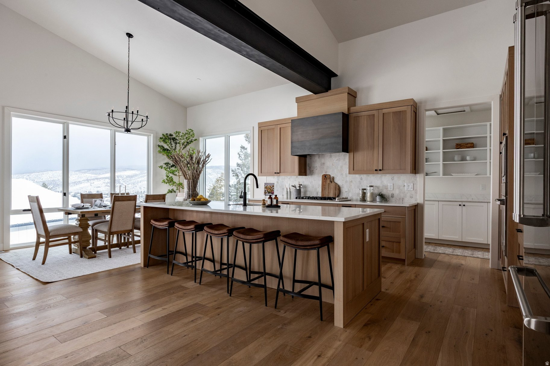 DISCOVERY RIDGE - Residential