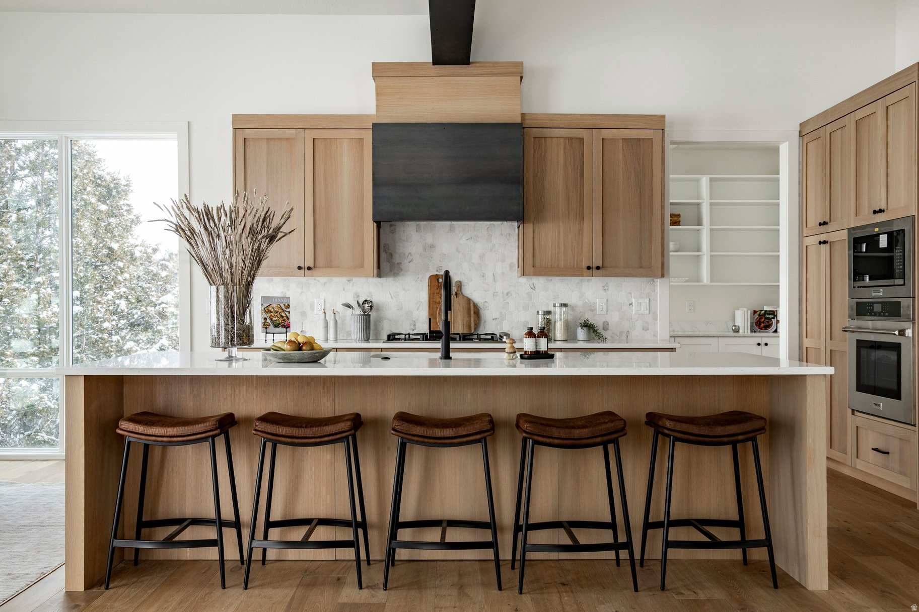 DISCOVERY RIDGE - Residential