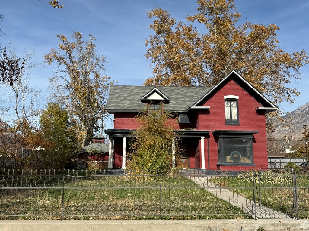 Photo of 237 E CENTER ST, Provo, UT 84606 (MLS # 2122656)