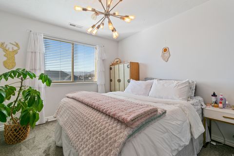 Tiny photo for 4212 W PARK HOLLOW LN, Riverton, UT 84096 (MLS # 2142411)