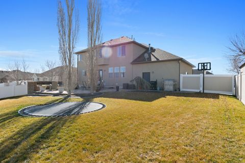 Tiny photo for 4212 W PARK HOLLOW LN, Riverton, UT 84096 (MLS # 2142411)