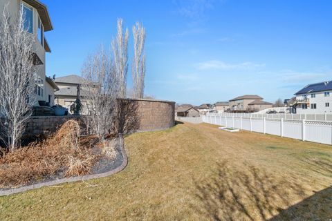 Tiny photo for 4212 W PARK HOLLOW LN, Riverton, UT 84096 (MLS # 2142411)
