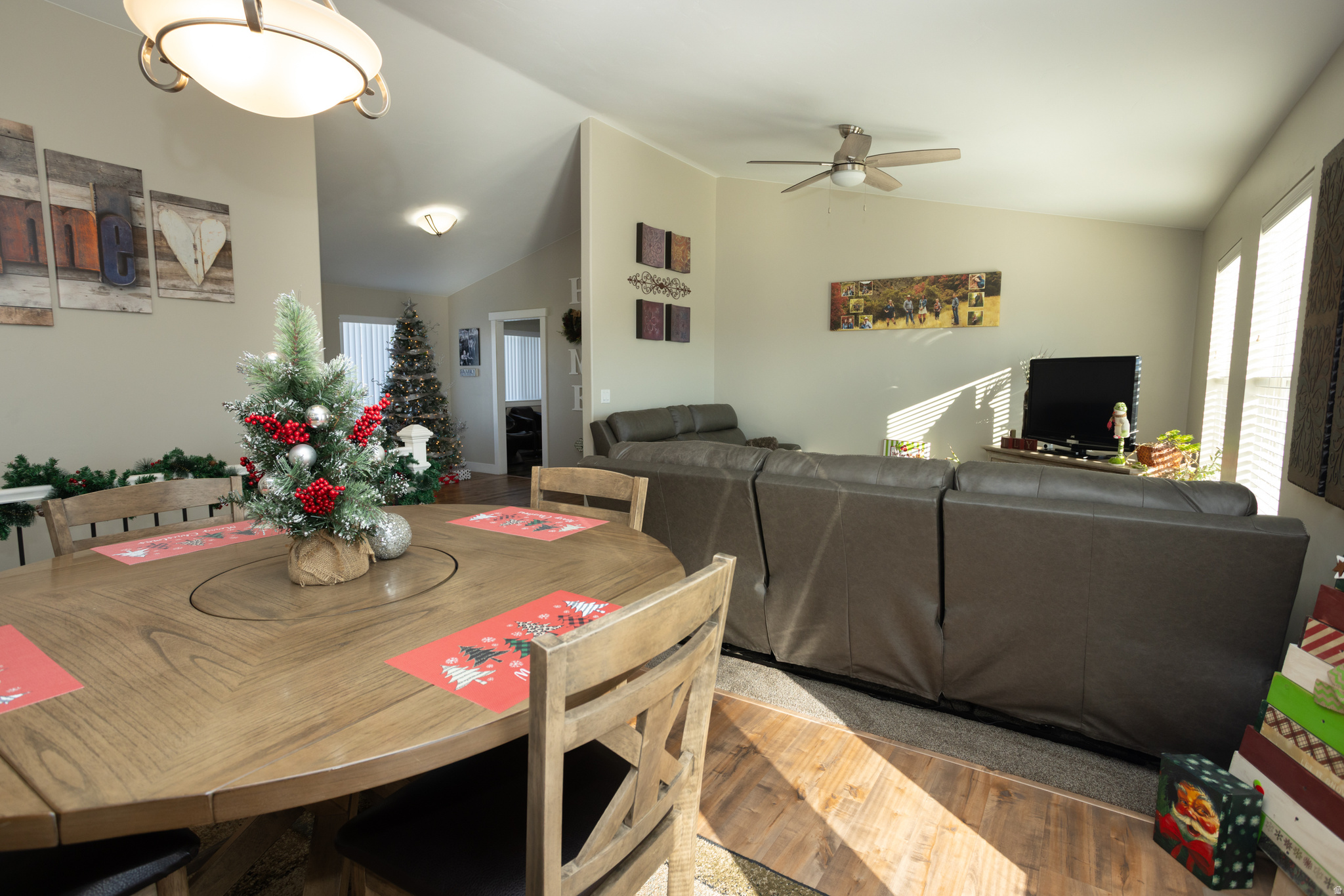 POULSON ESTATES - Residential