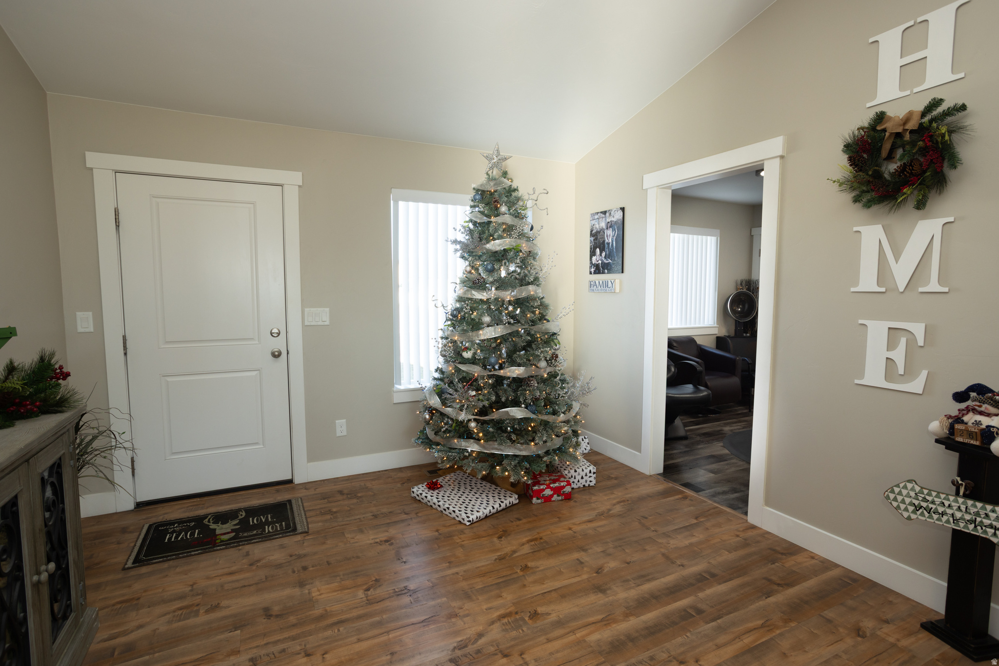 POULSON ESTATES - Residential