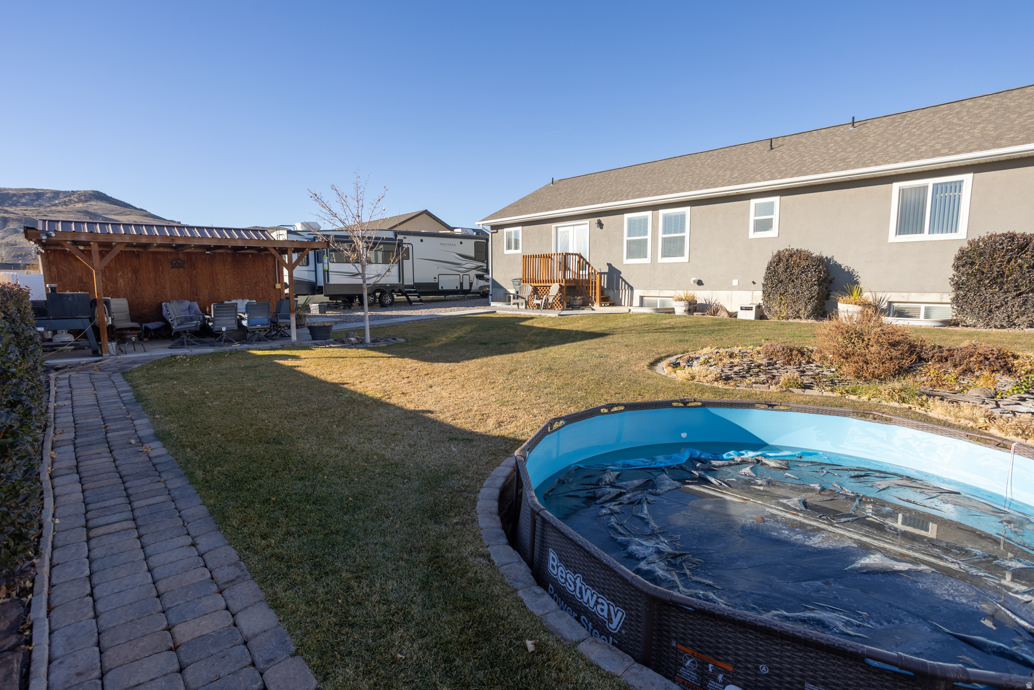 POULSON ESTATES - Residential