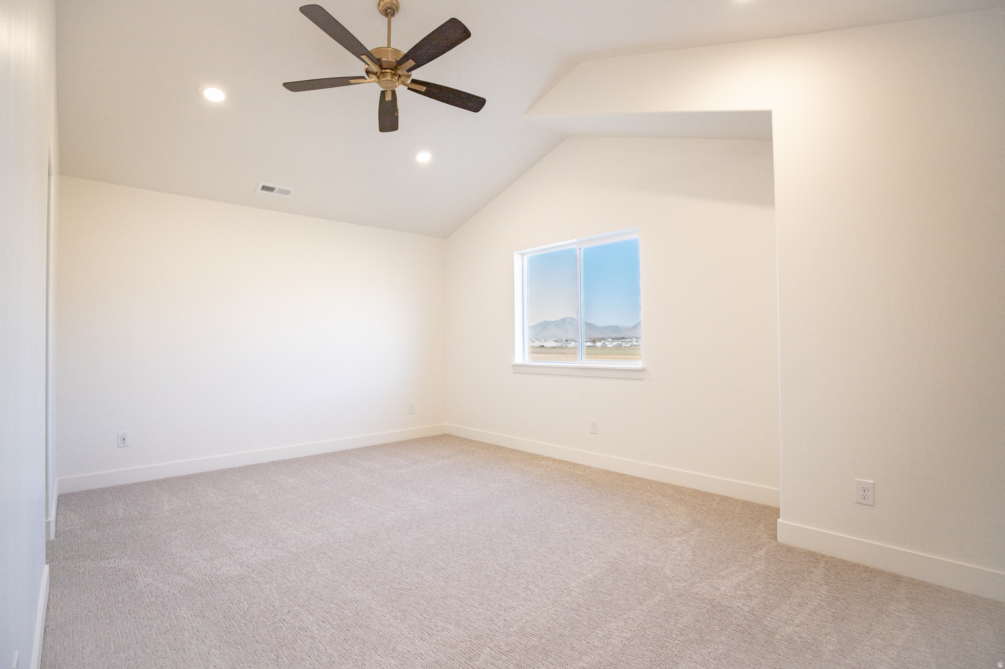 ARROWHEAD SPRINGS - Residential