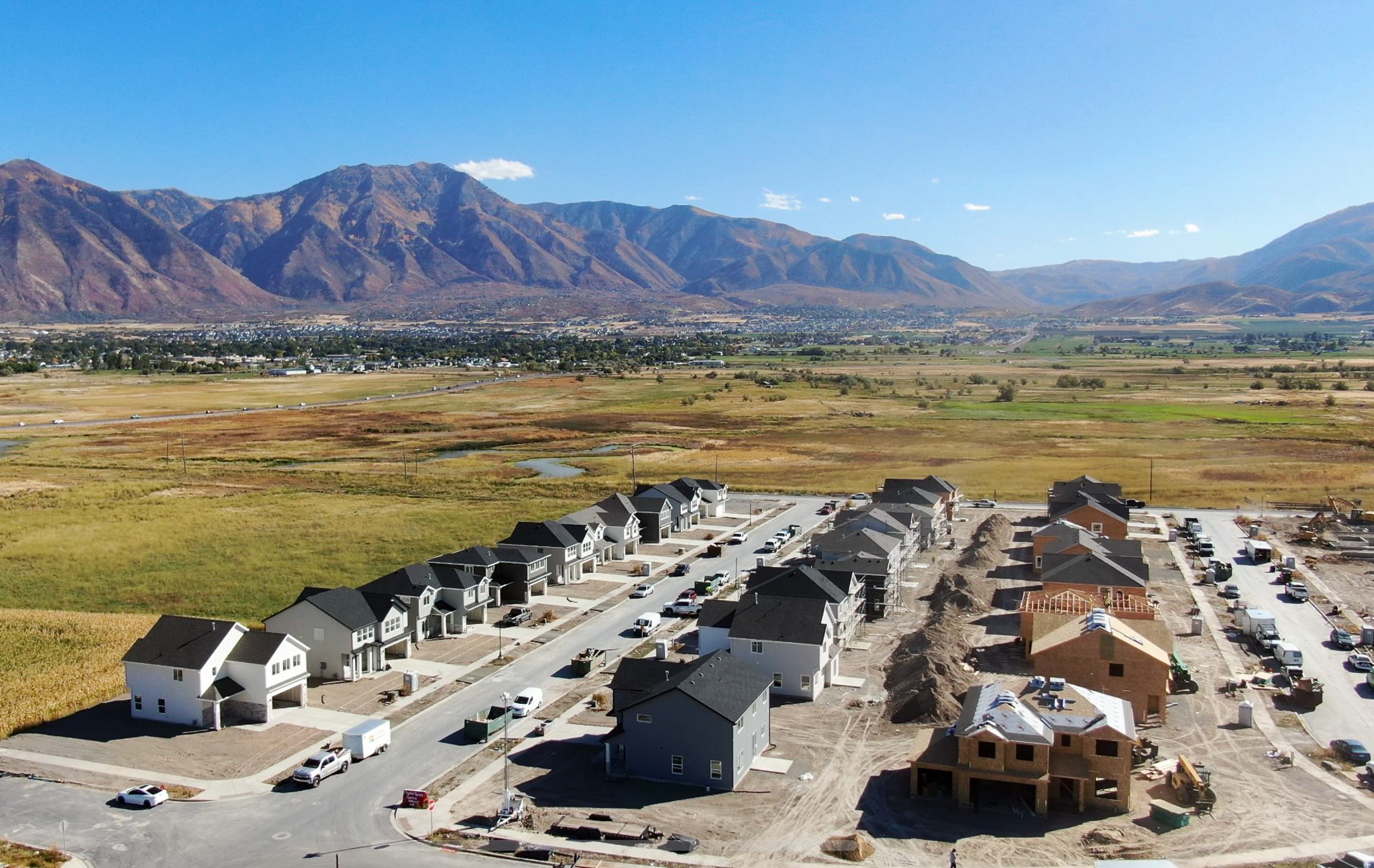 ARROWHEAD SPRINGS - Residential