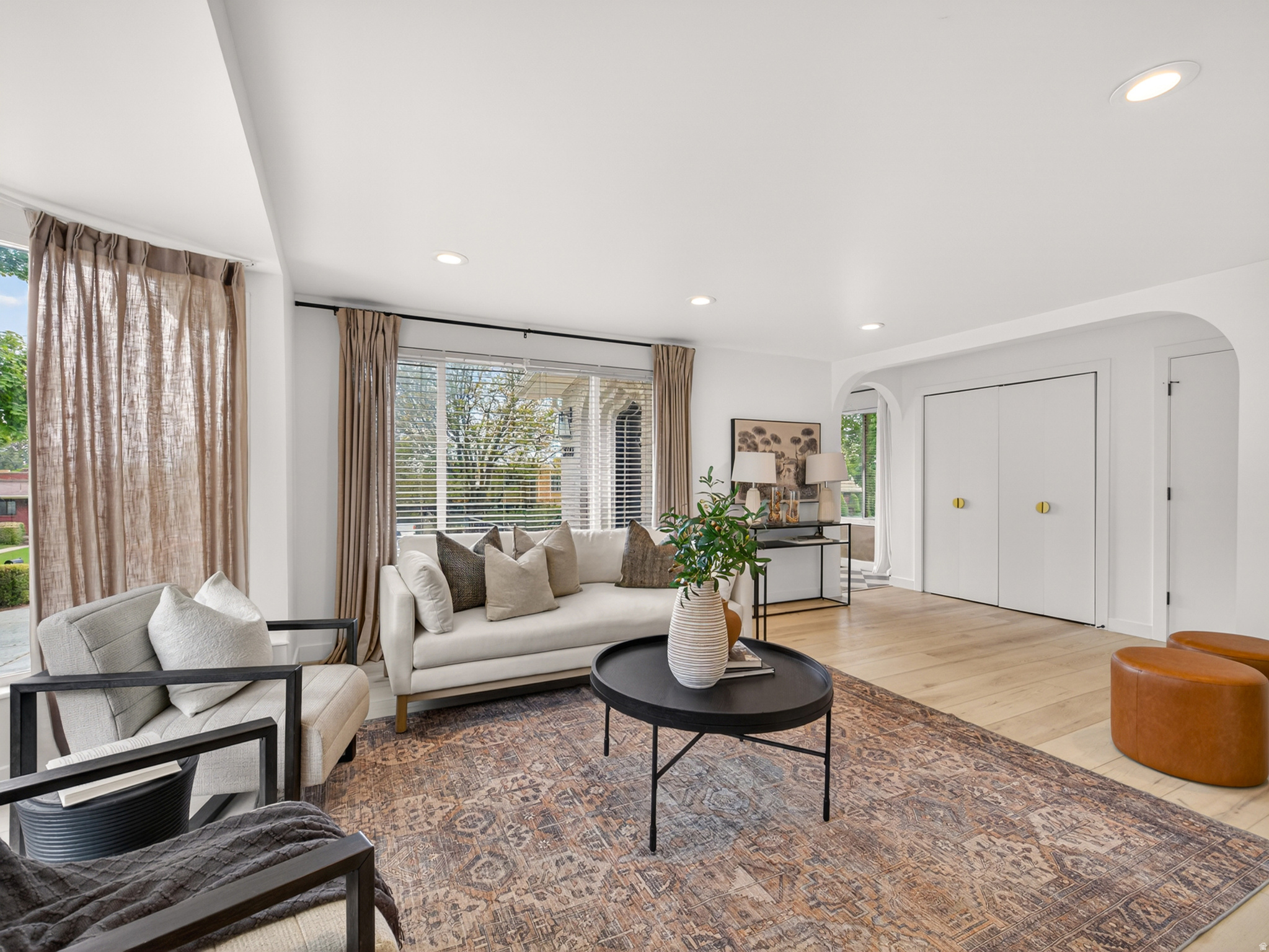 INDIAN HILLS - Residential