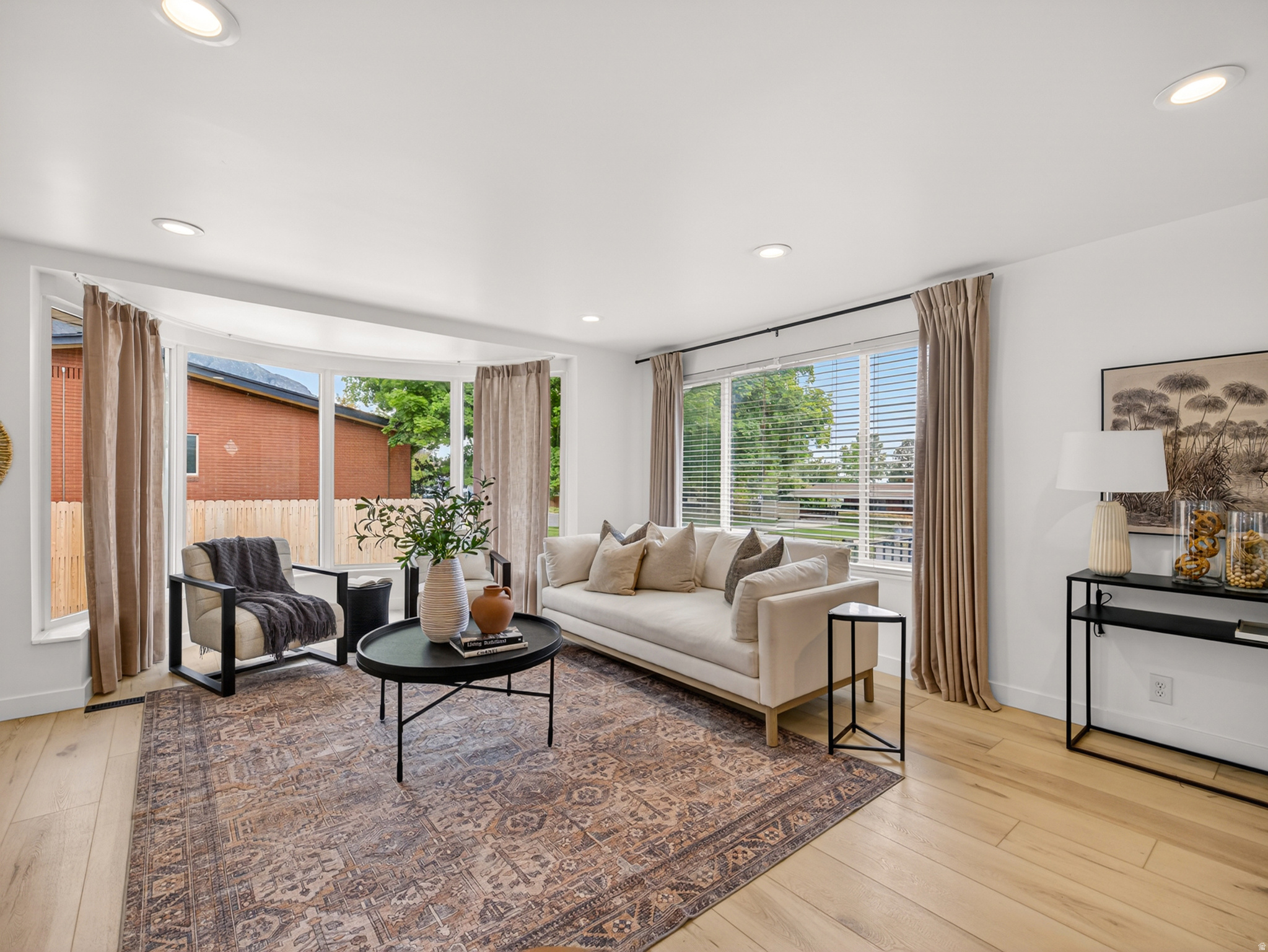 INDIAN HILLS - Residential