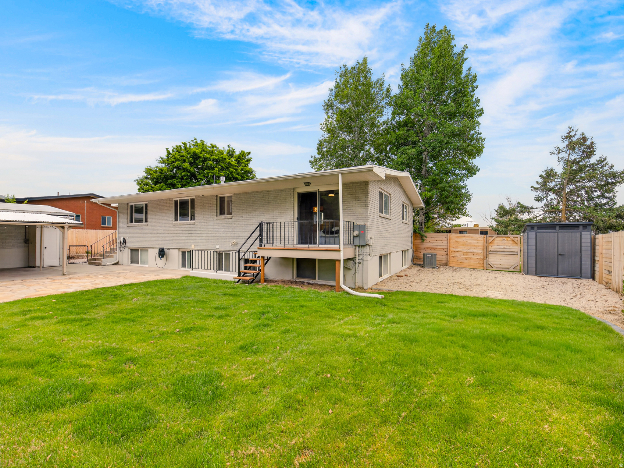 INDIAN HILLS - Residential