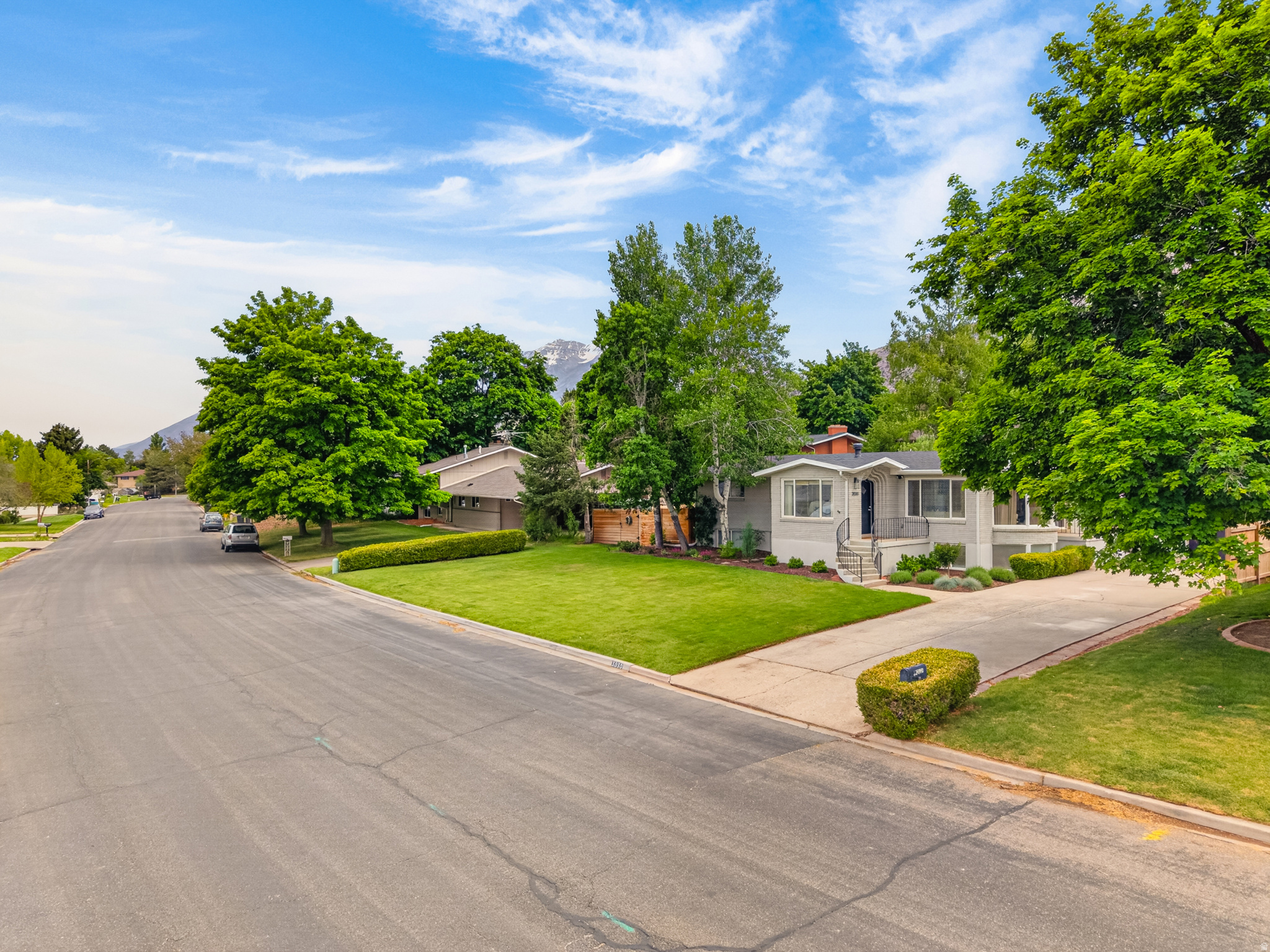 INDIAN HILLS - Residential