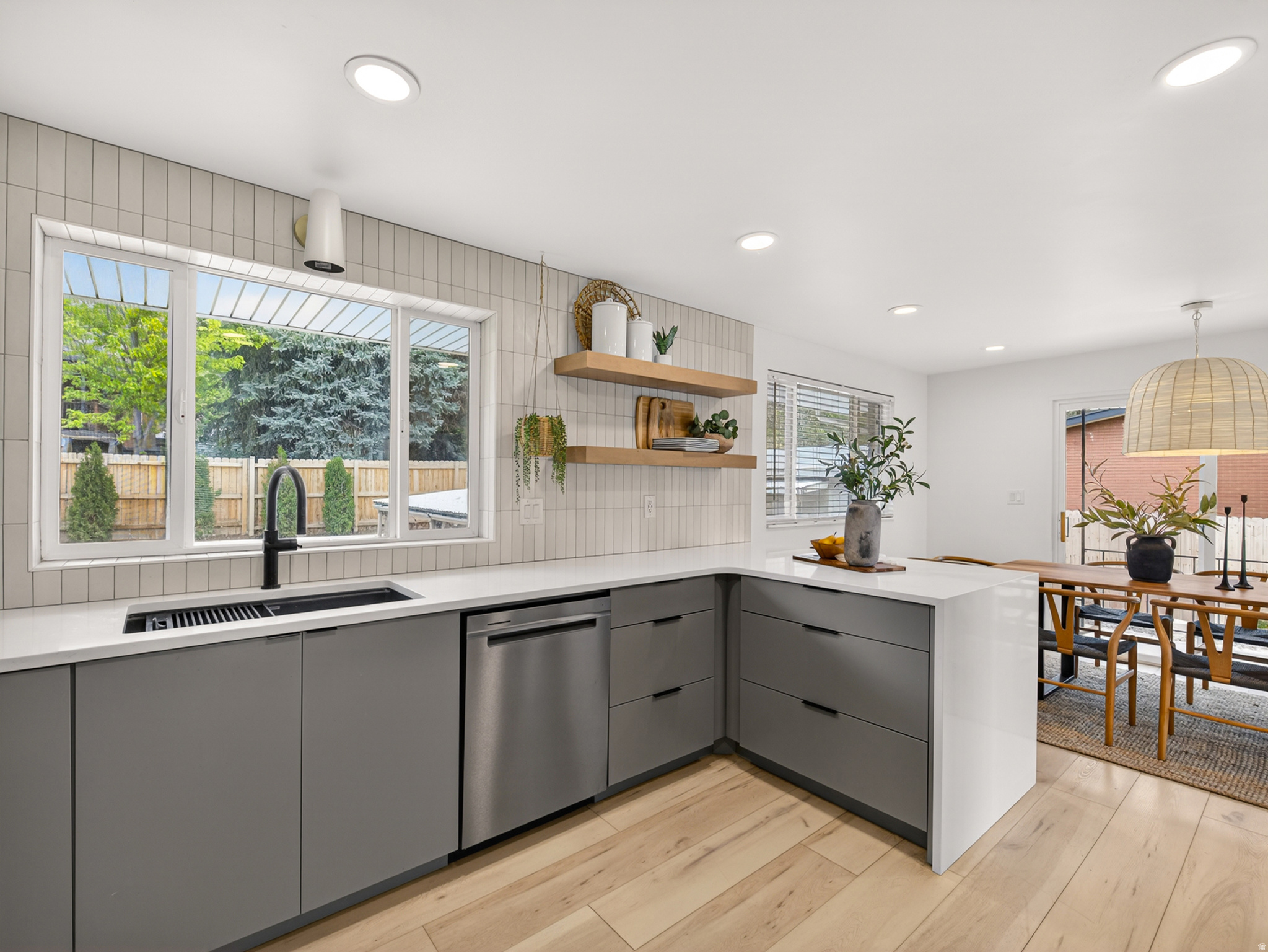 INDIAN HILLS - Residential