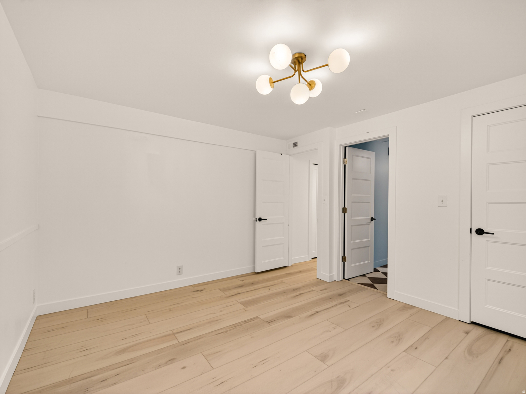 INDIAN HILLS - Residential