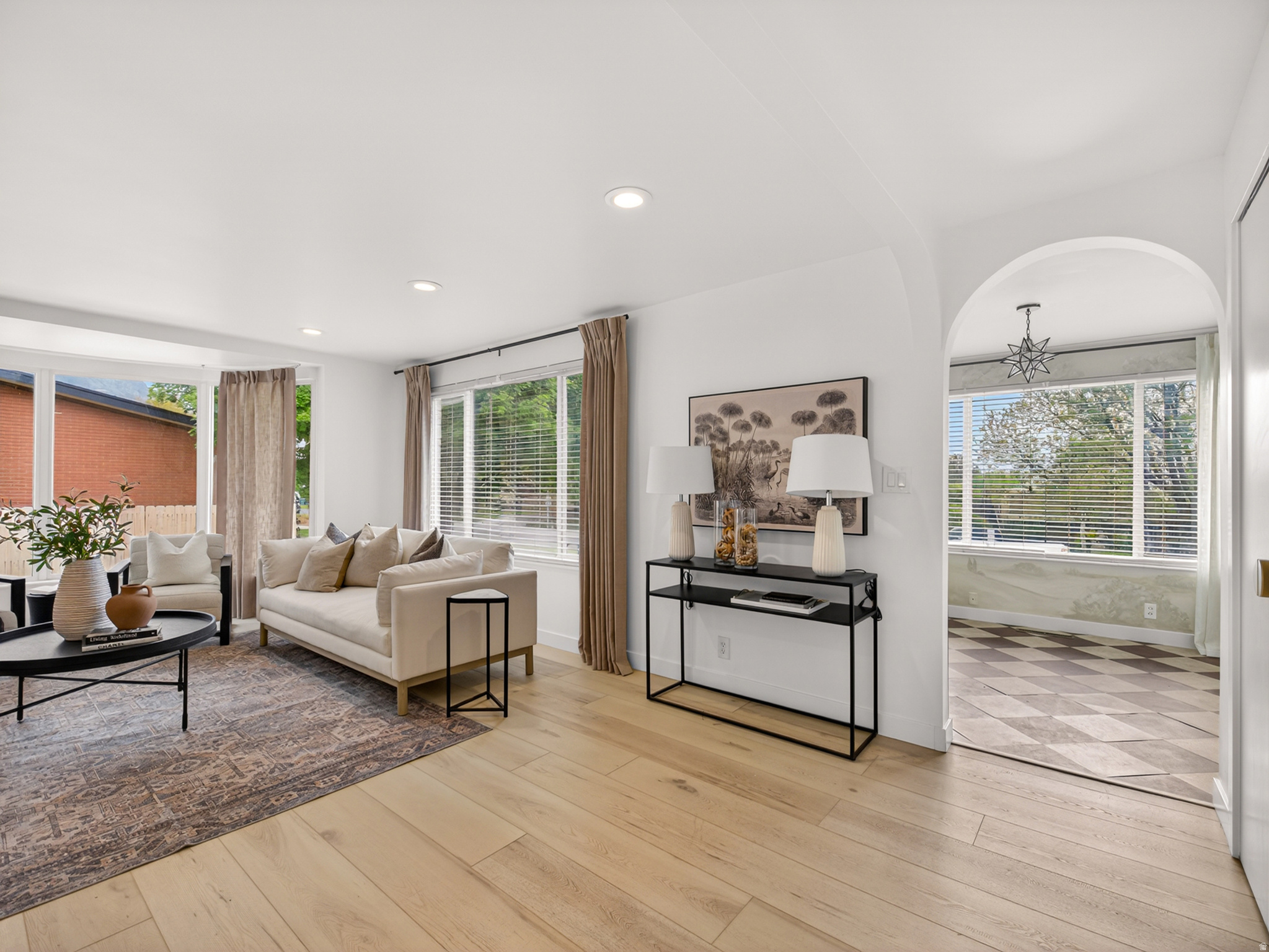 INDIAN HILLS - Residential