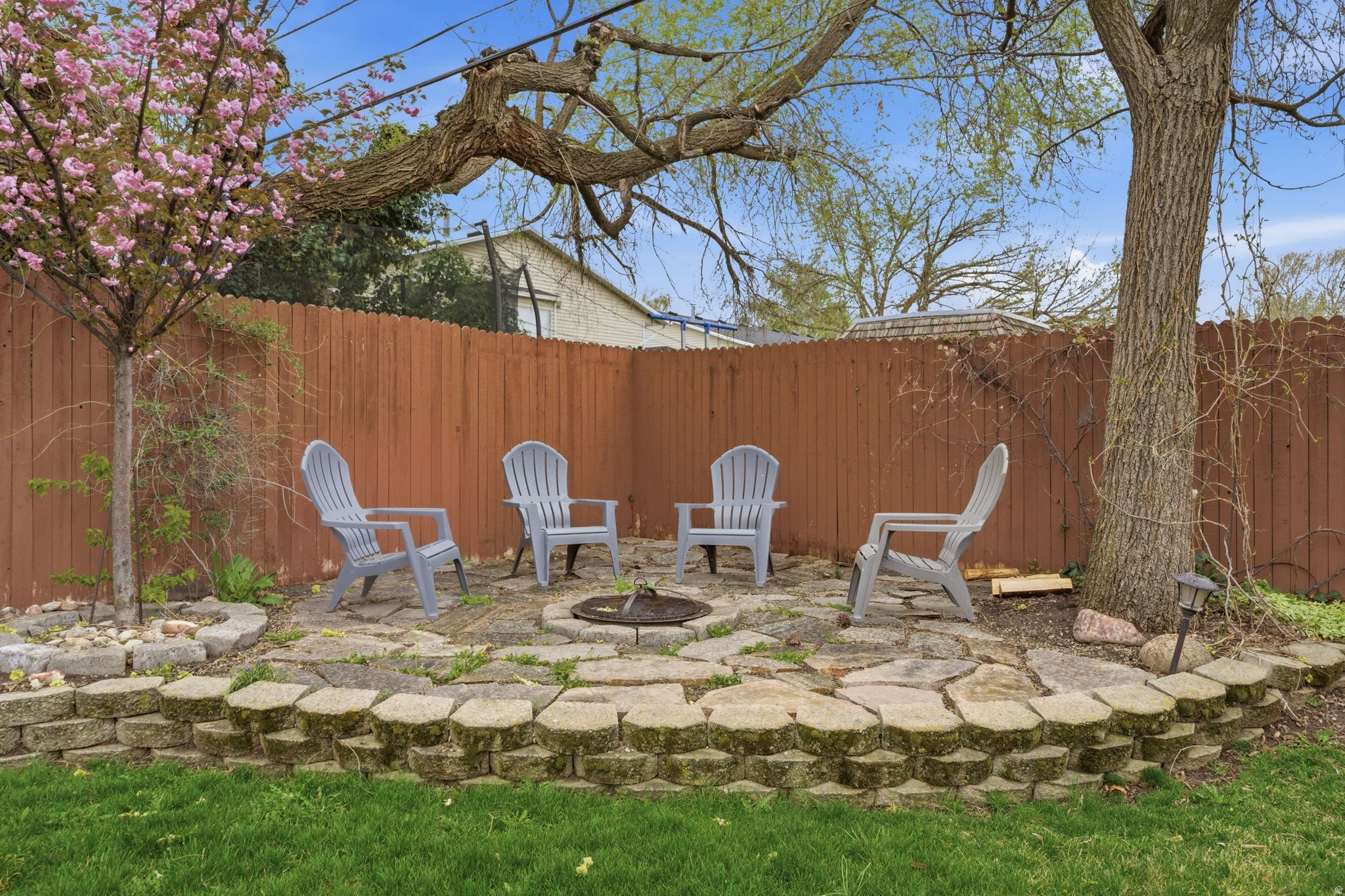 LAKEVIEW HEIGHTS AMD - Residential