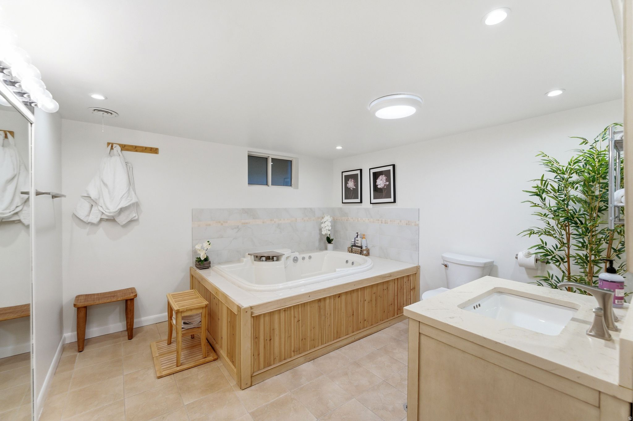 LAKEVIEW HEIGHTS AMD - Residential