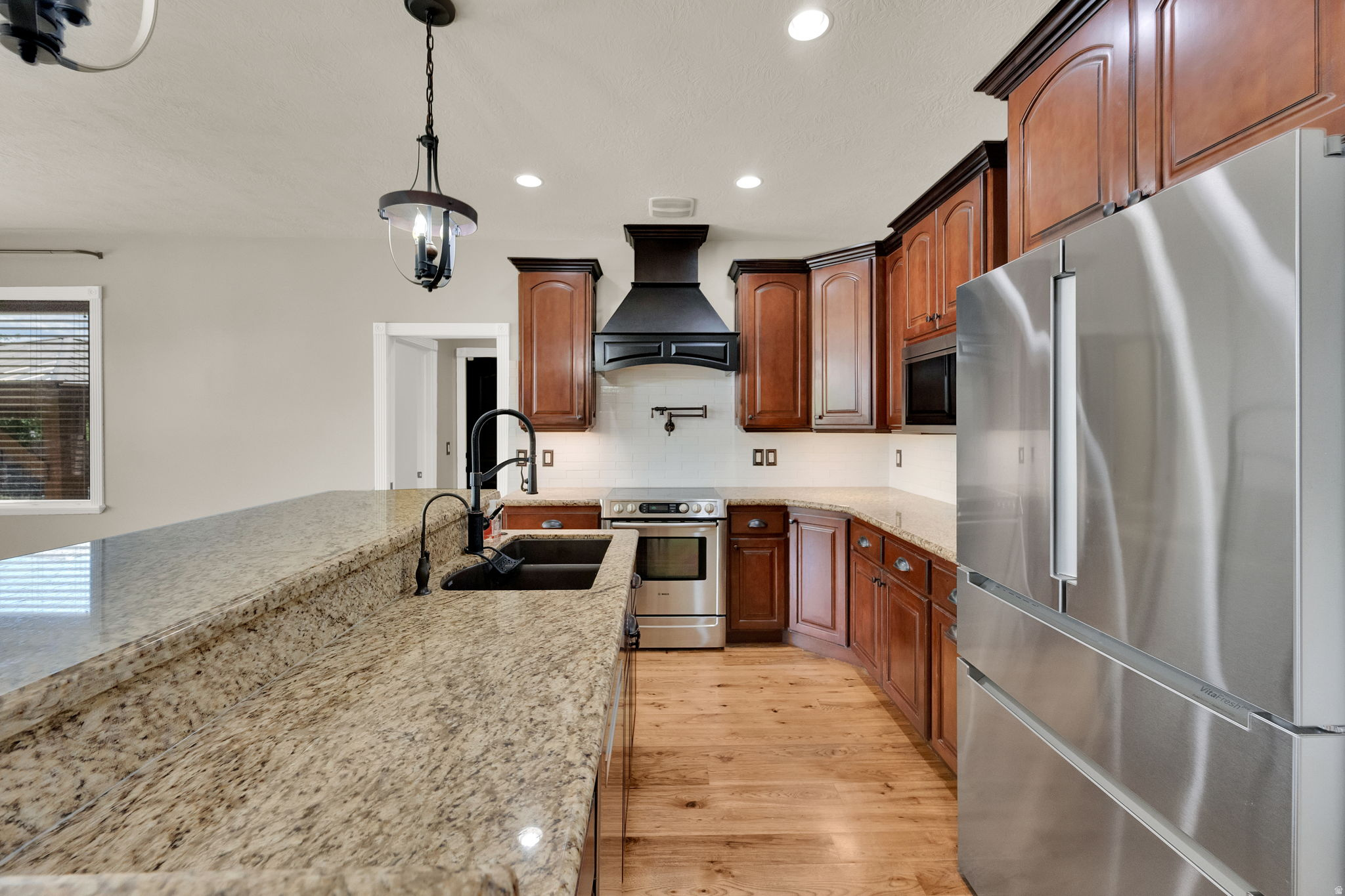 LINCOLN ESTATES # 5 - Residential