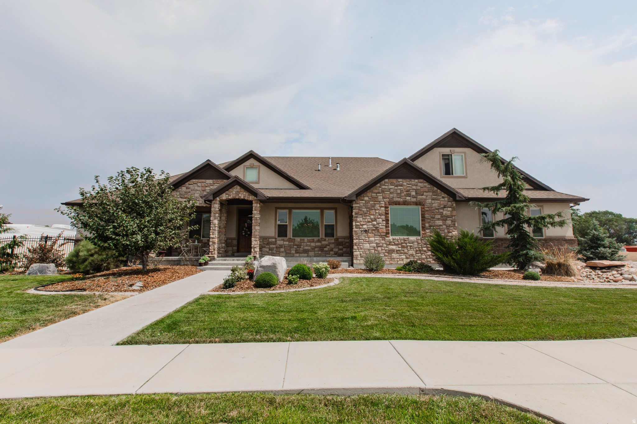 LINCOLN ESTATES # 5 - Residential