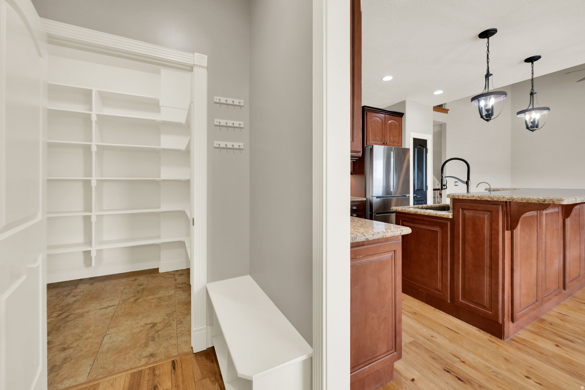 LINCOLN ESTATES # 5 - Residential