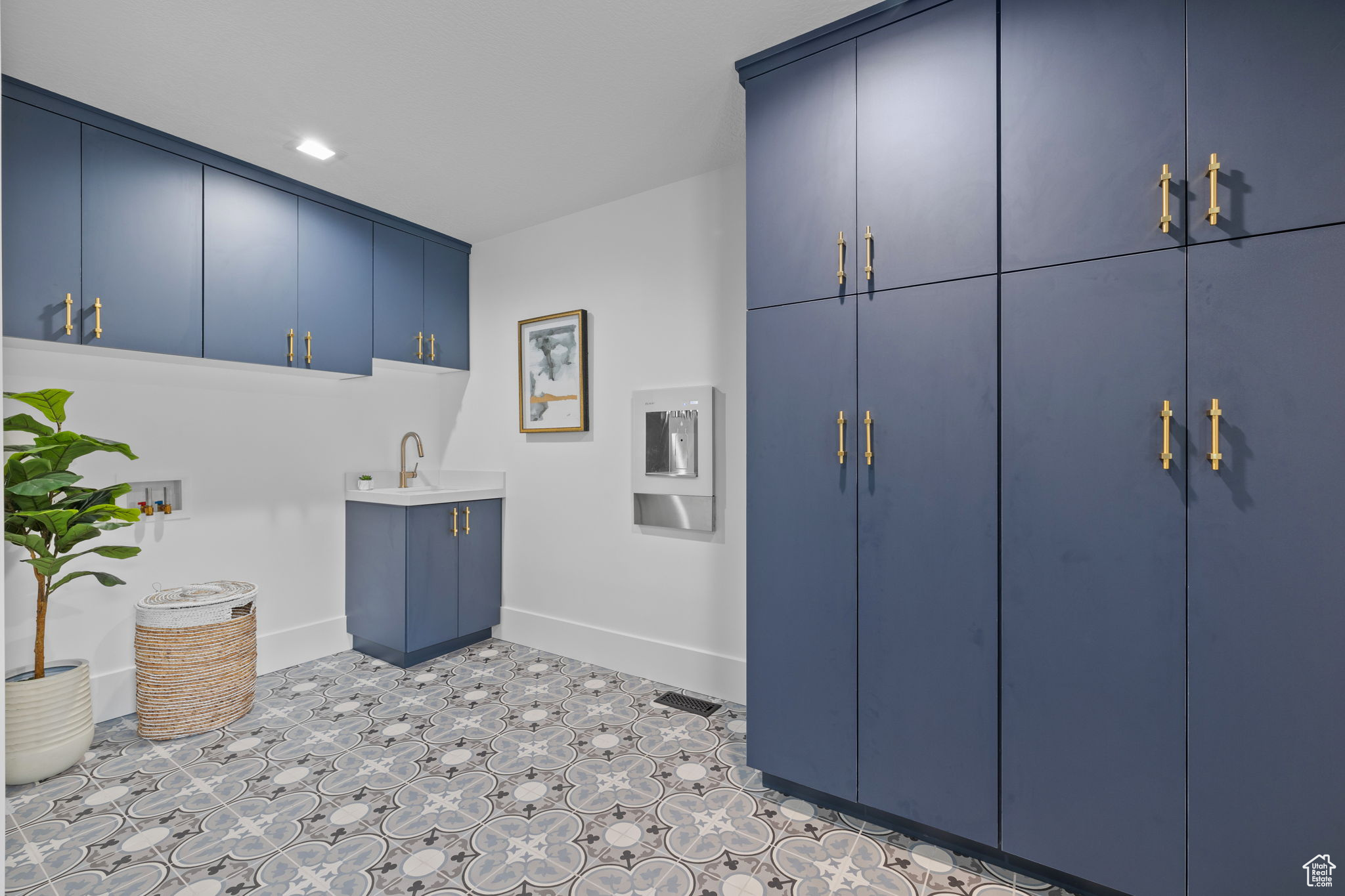 WESTMINSTER - Residential