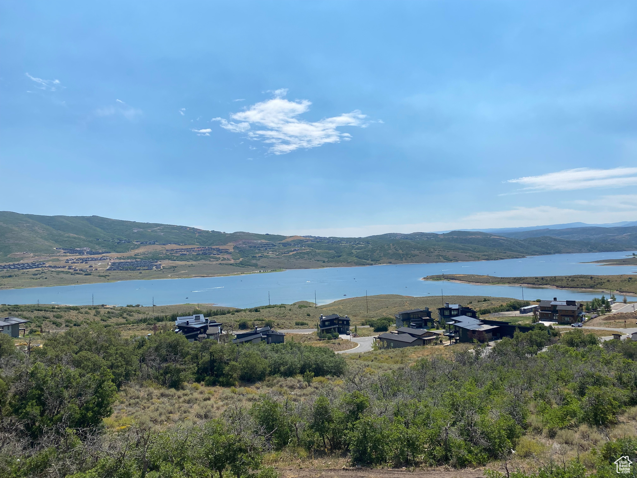 AMANTI LAGO - Residential