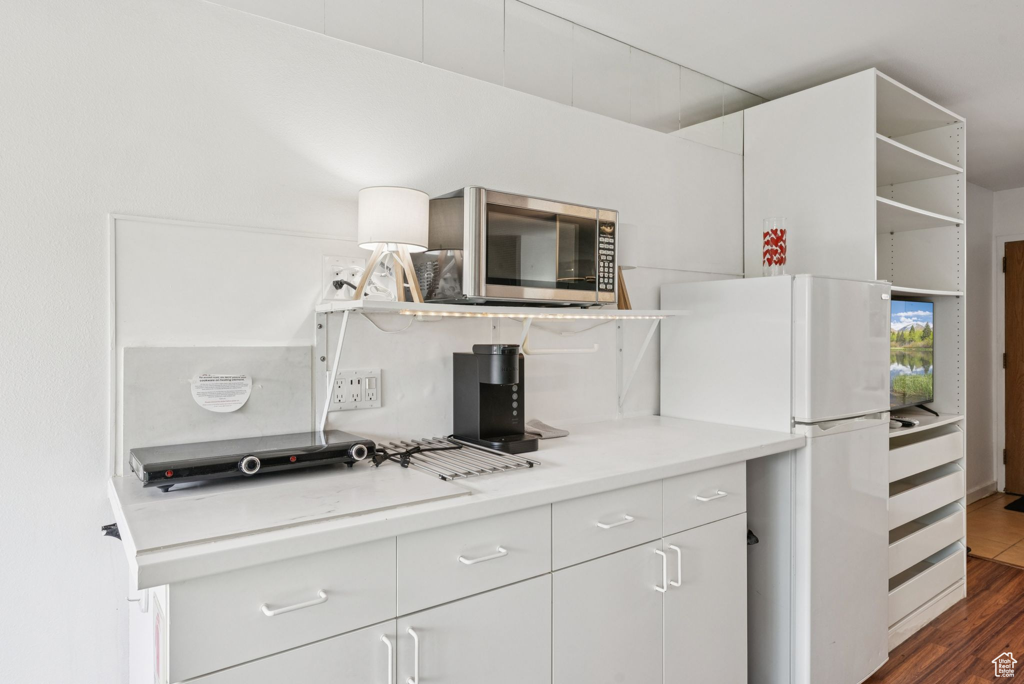 PROSPECTOR SQUARE CONDOS - Residential