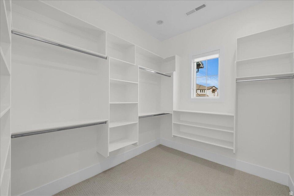 MAPLE ESTATES PH 5 - Residential