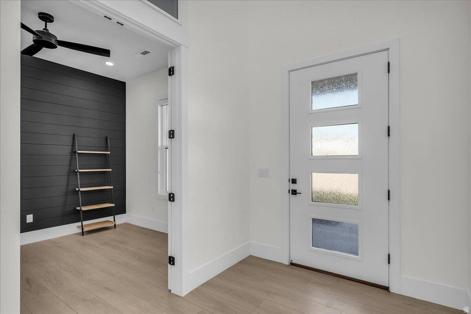 MAPLE ESTATES PH 5 - Residential