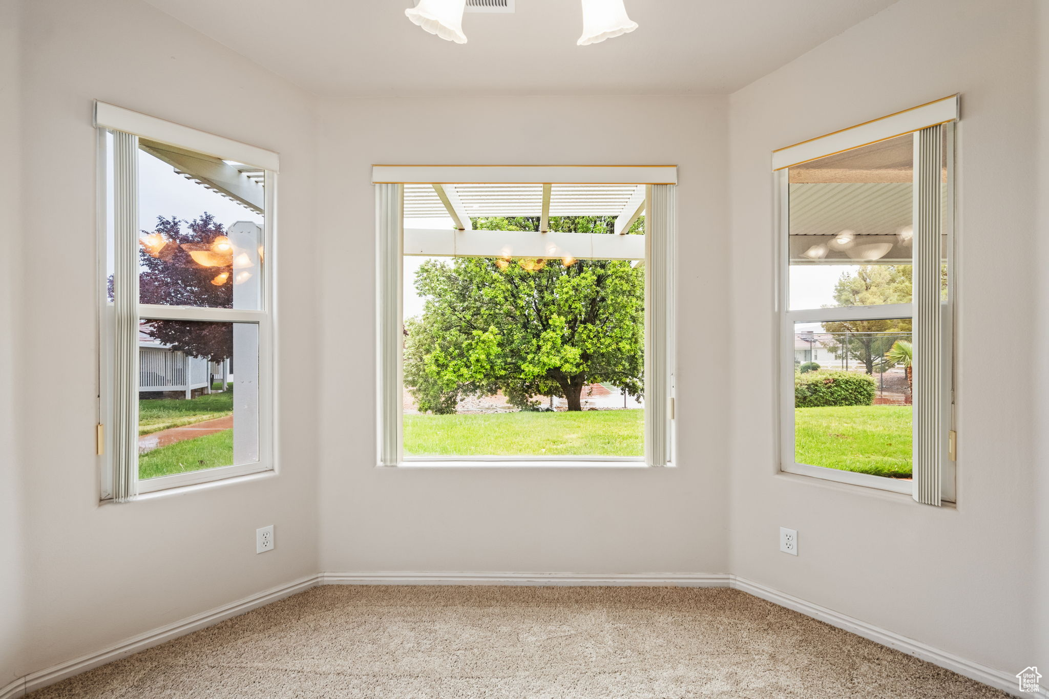 PADRE LAKES TH 5 - Residential
