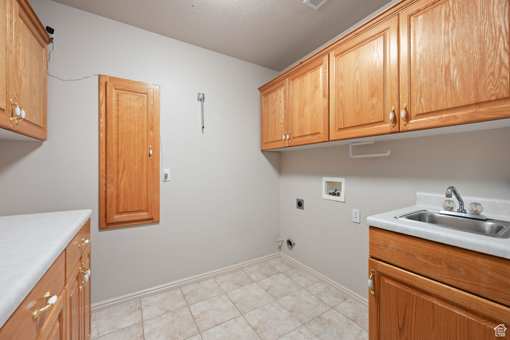 PADRE LAKES TH 5 - Residential