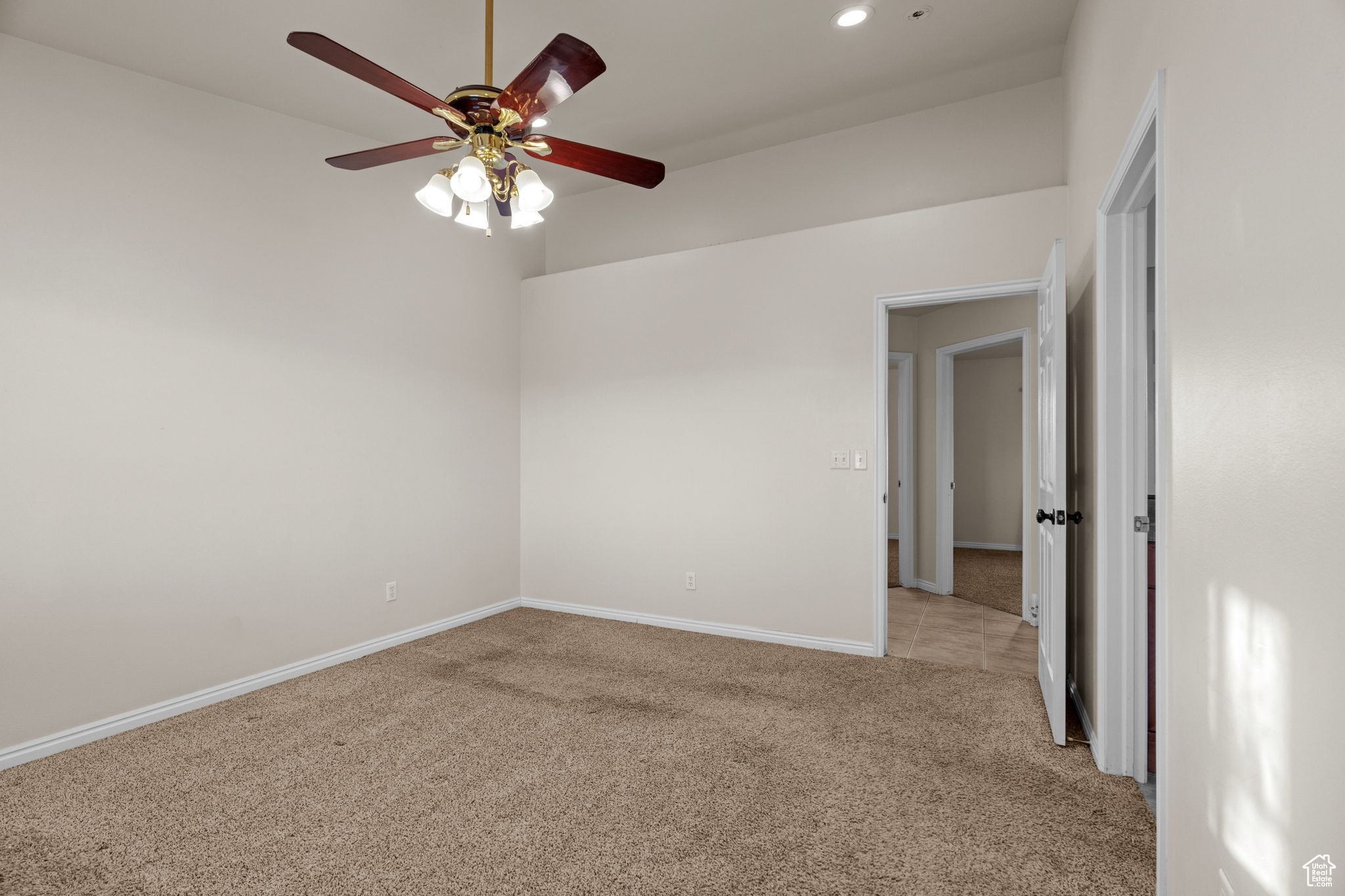 CANYON RIDGE - Residential