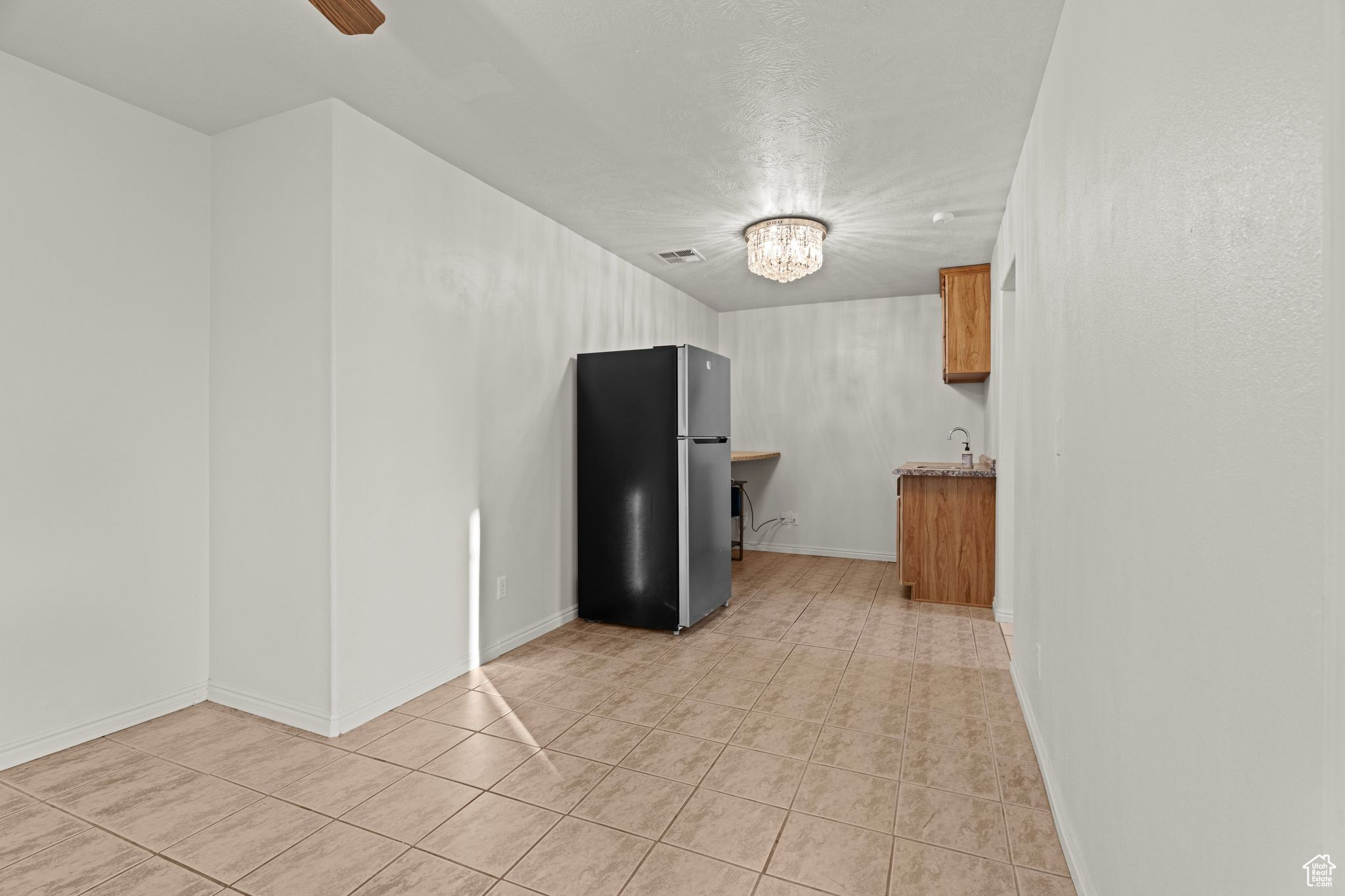 CANYON RIDGE - Residential