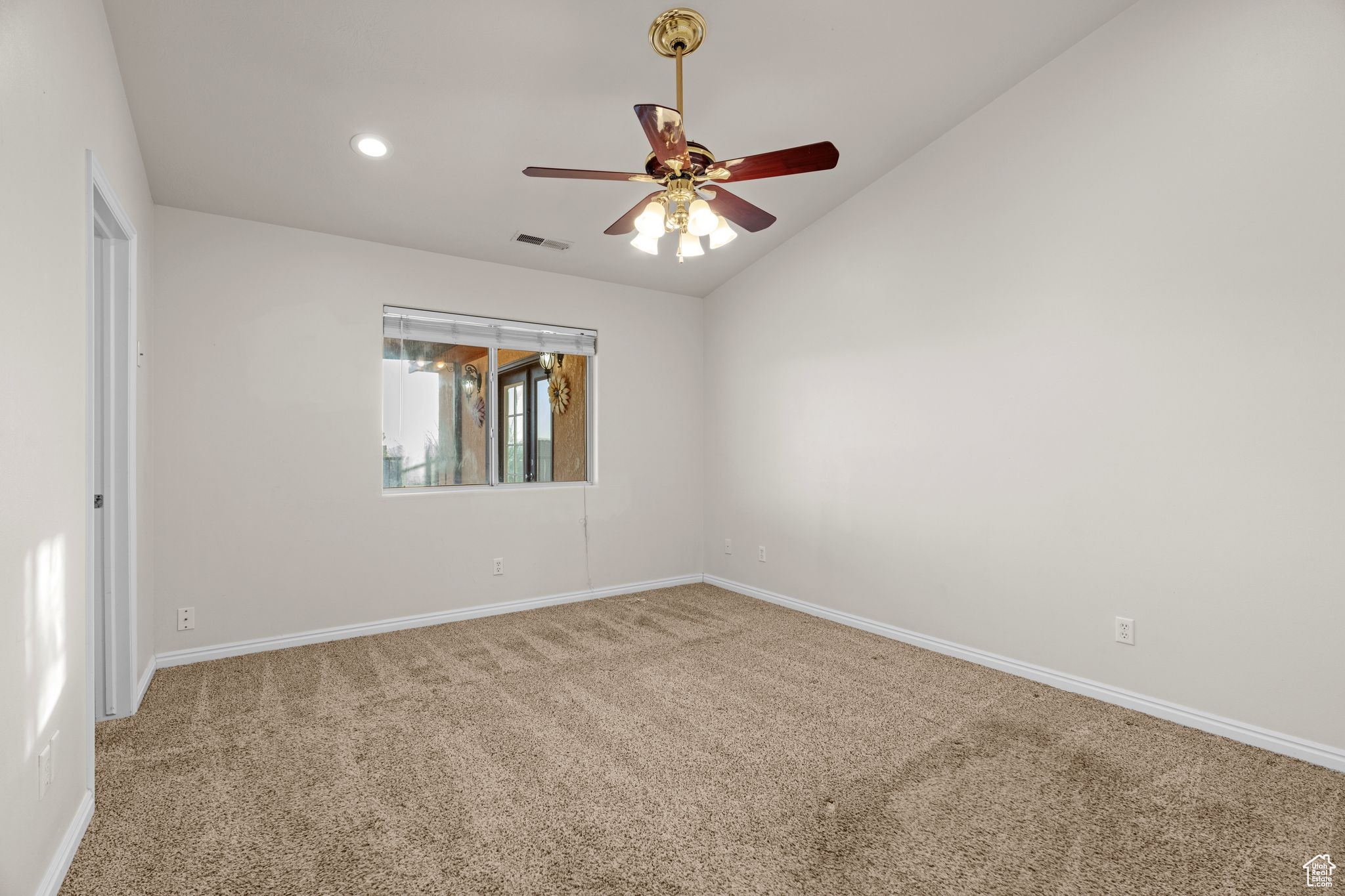 CANYON RIDGE - Residential