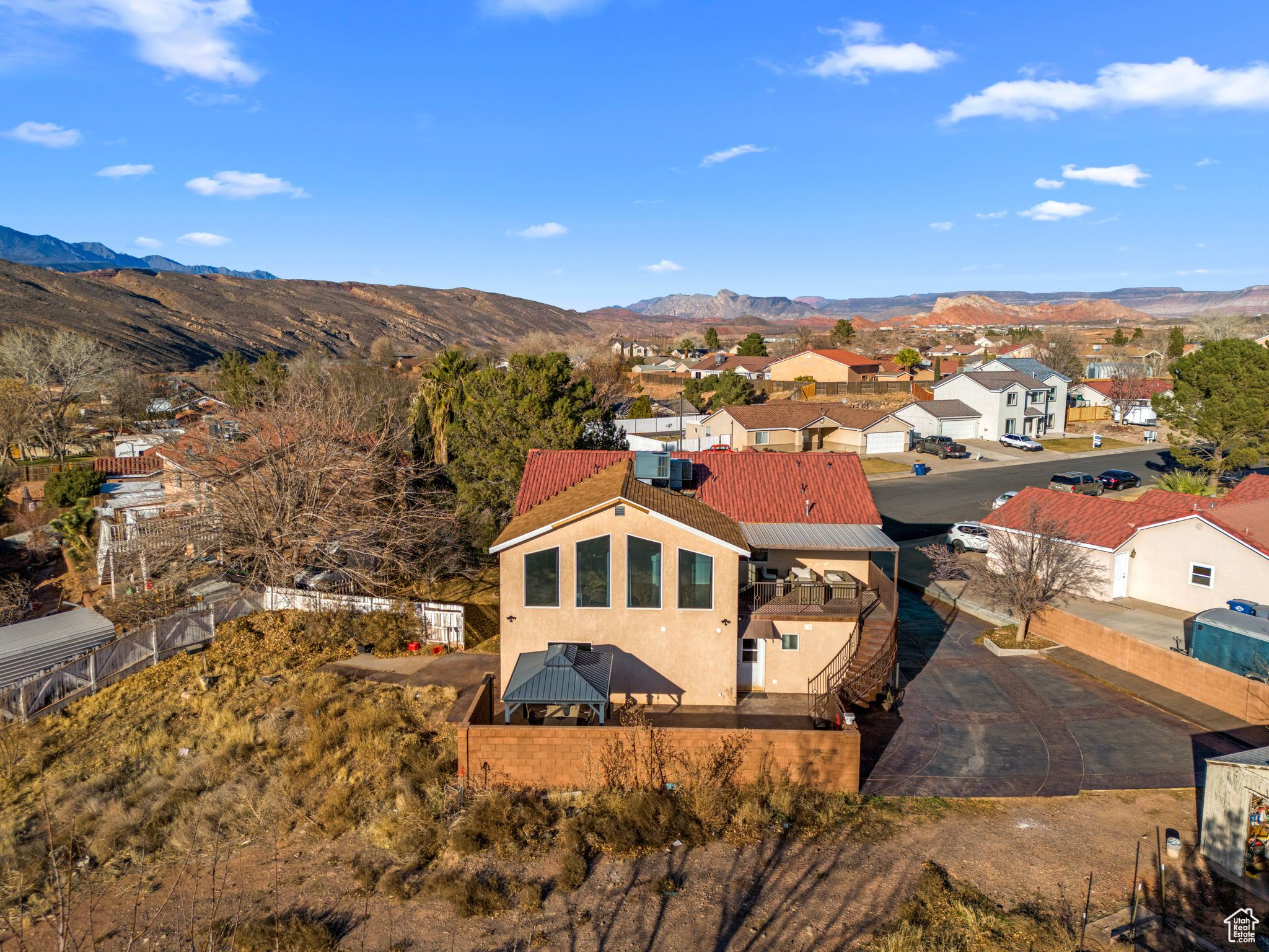 CANYON RIDGE - Residential