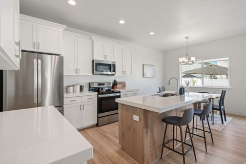 Tiny photo for 3706 N CUADE ST, Eagle Mountain, UT 84005 (MLS # 2148921)