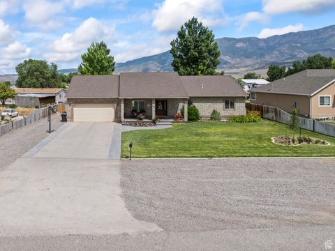 Homes For Sale - 80 N 200<br/> Central Valley, UT 84754