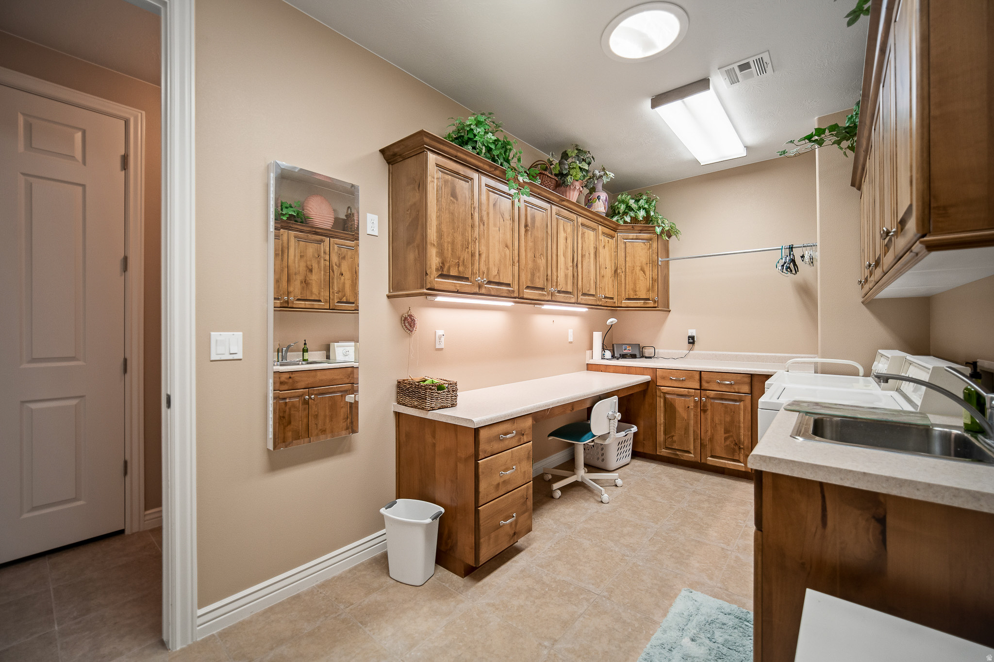 CRYSTAL SPRINGS - Residential