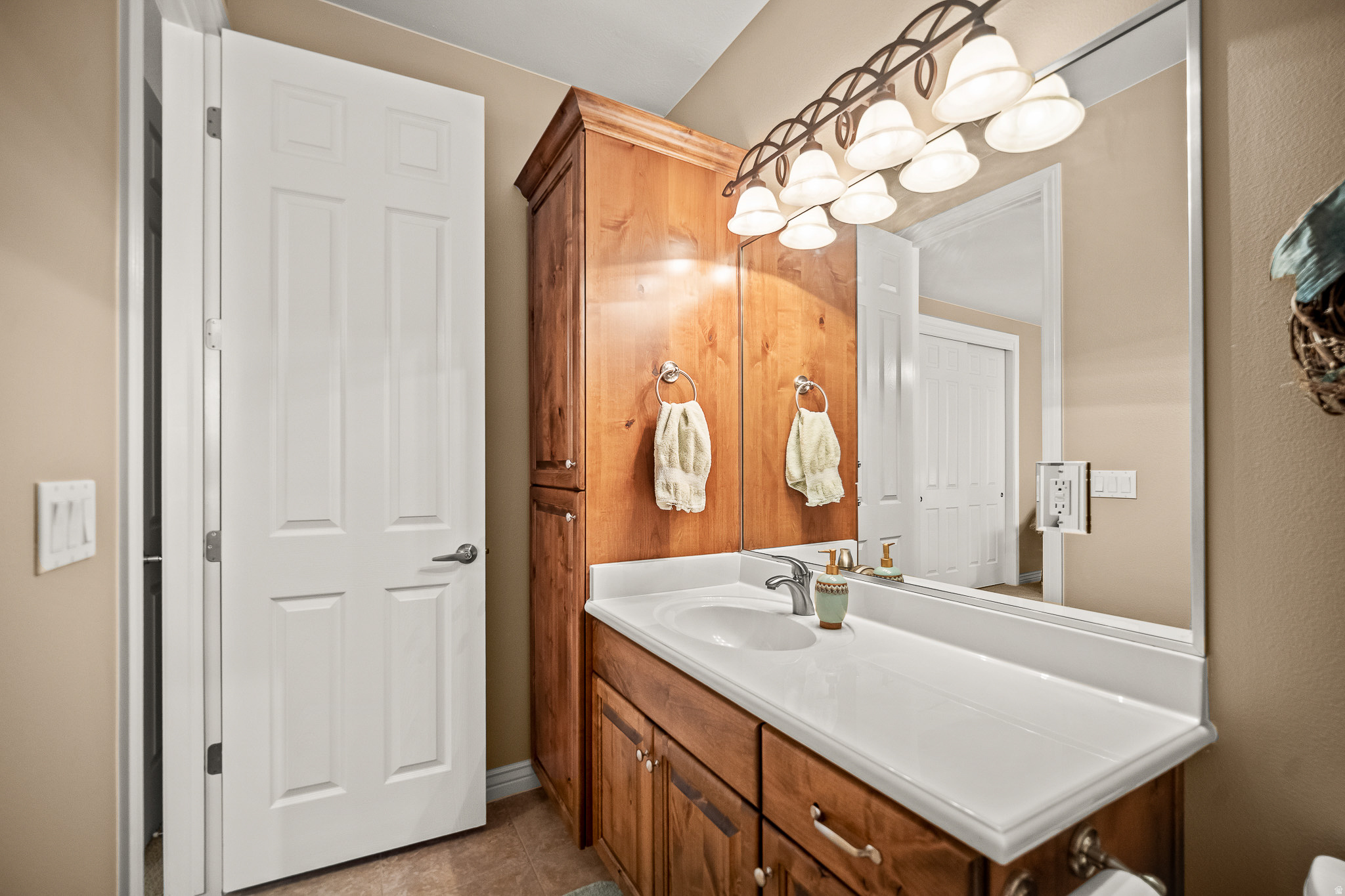 CRYSTAL SPRINGS - Residential