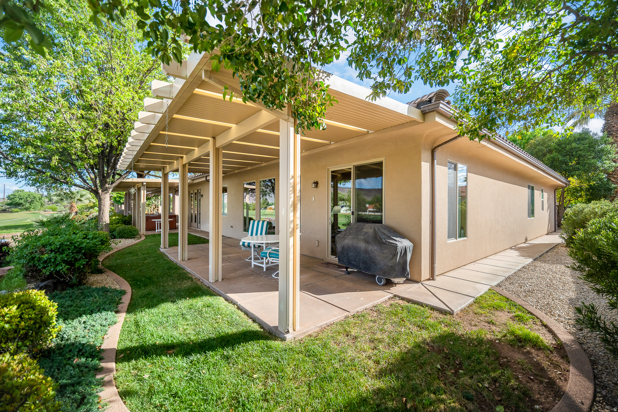 CRYSTAL SPRINGS - Residential